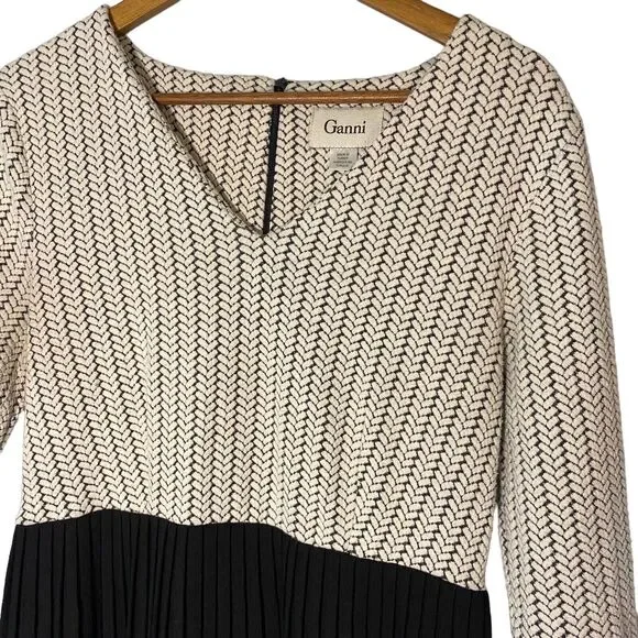 Ganni Anthropologie Jacquard Jersey Knife Pleated Dress Black White Size Medium - Picture 3 of 14